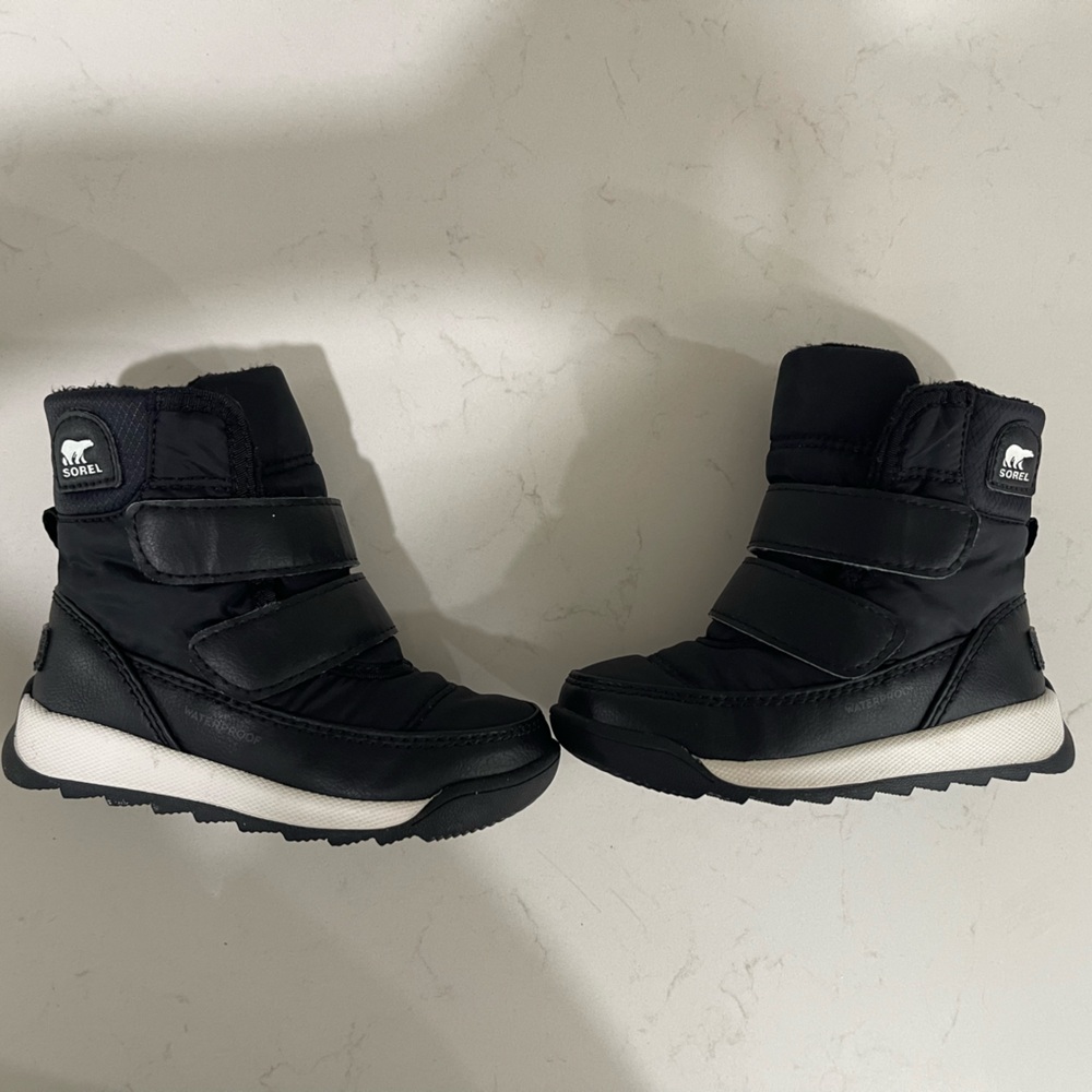 Sorel Black Winter Boots with Velcro Straps